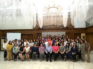 Dr. Alexander Tuazon with members from Marikina and towns of Rizal